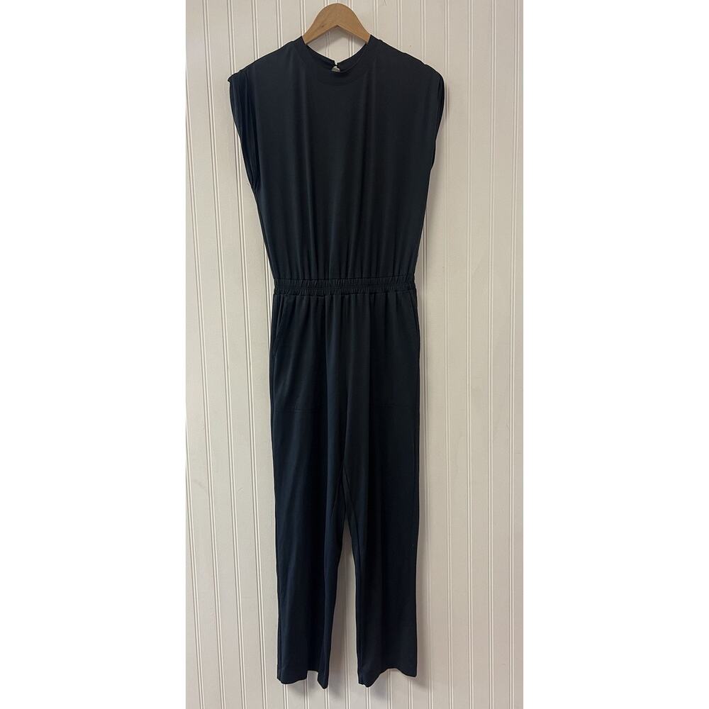VUORI Short Sleeve Lux Crew Jumpsuit Women's Size XS Black VW4104 Worn Once - Picture 3 of 7